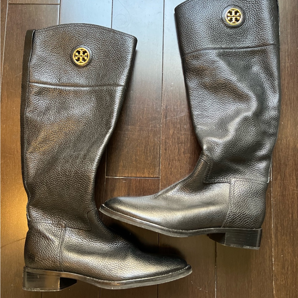 Tory Burch Boots
